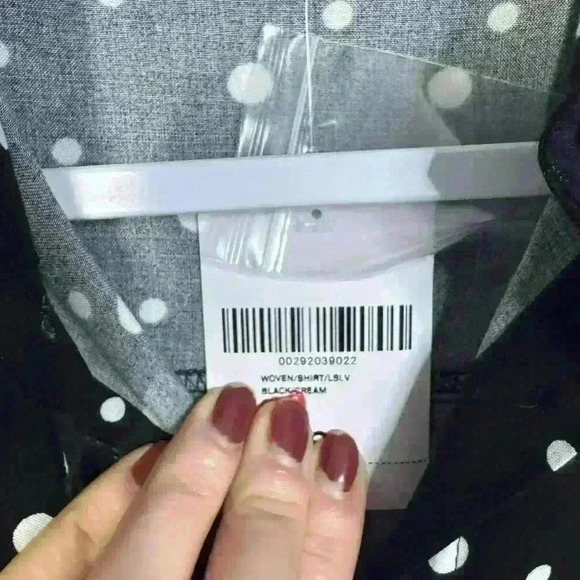 5 for $25| NWT Forever 21 black with white cream polka dot button down small - Picture 3 of 9